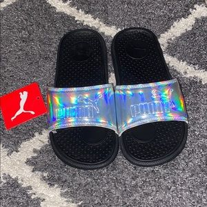 brand new puma slides